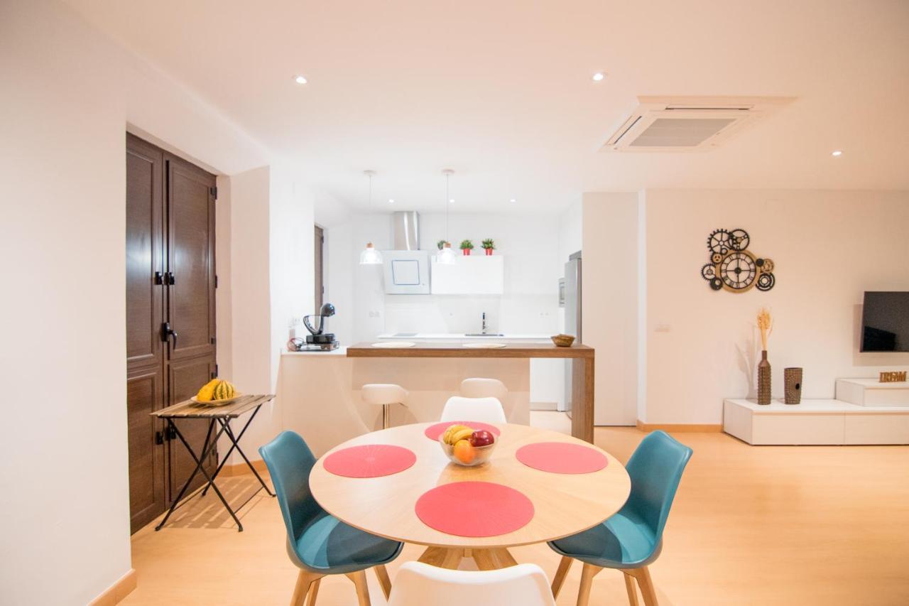 Tuguest Alhondiga Apartment Granada Kültér fotó